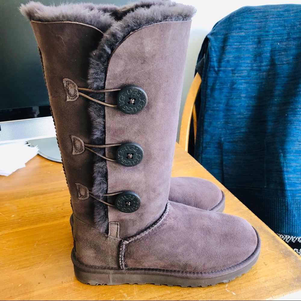 UGG Bailey Button tall boots (size 7)